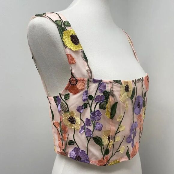 Floral Applique Sleeveless blouse. Embroidered flowers peach pink yellow daisies - Picture 4 of 16